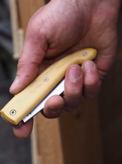 COUTEAU ARIEGEOIS / manche en buis