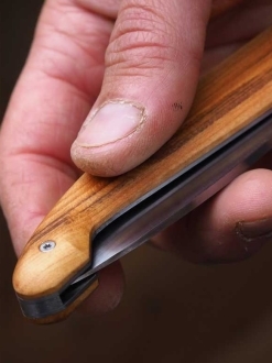 COUTEAU ARIEGEOIS / manche en merisier